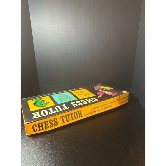 Vintage E.S. Lowe Chess Tutor Set w/ Board & Book – 1 Piece Missing - Picture 8 of 9